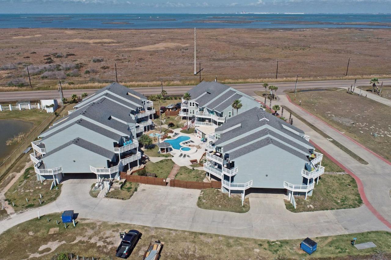 Port Aransas Condo With Outdoor Pool - Pets Welcome! Mustang Beach Exterior photo